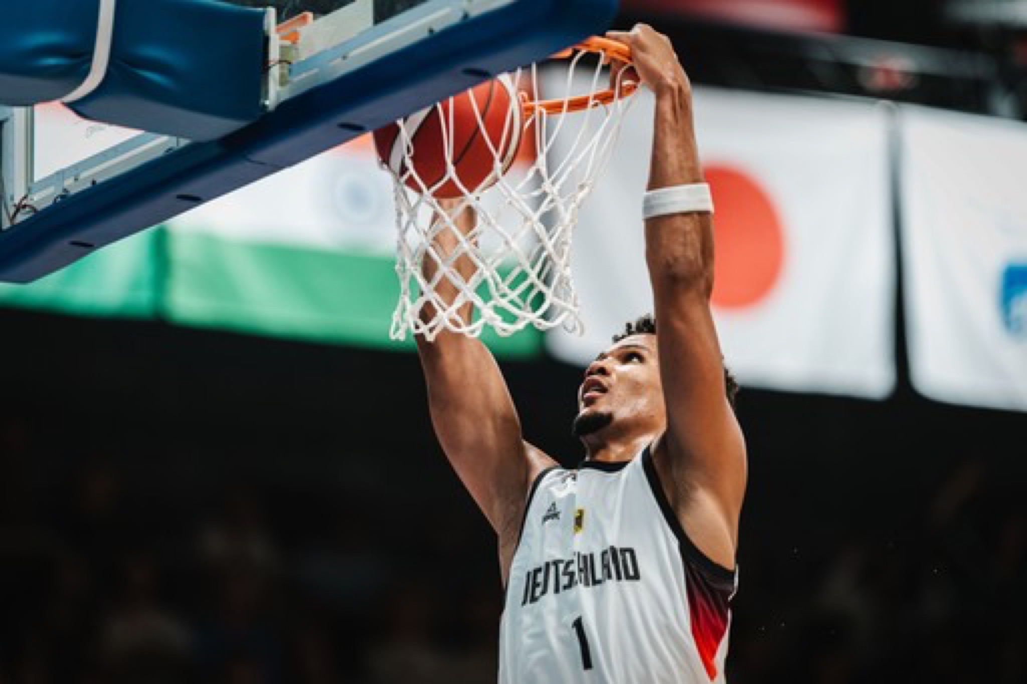 Basketball-Dunk